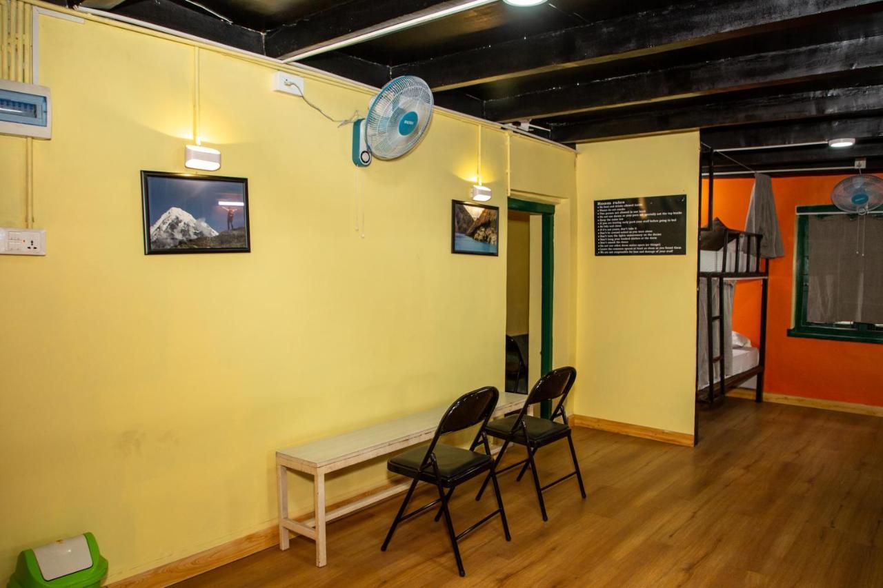 Trekkers Hostel Kathmandu Exterior foto
